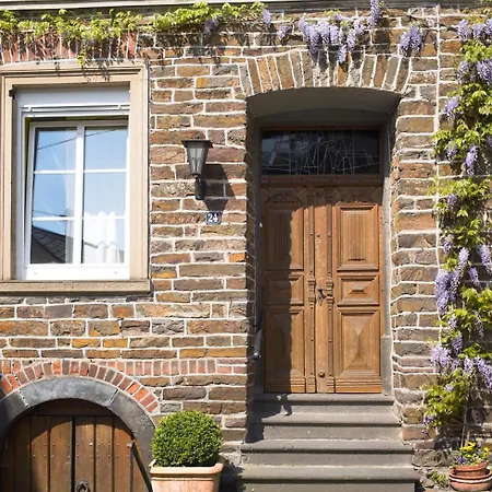 Springiersbacher Hof Ediger-Eller Exterior photo